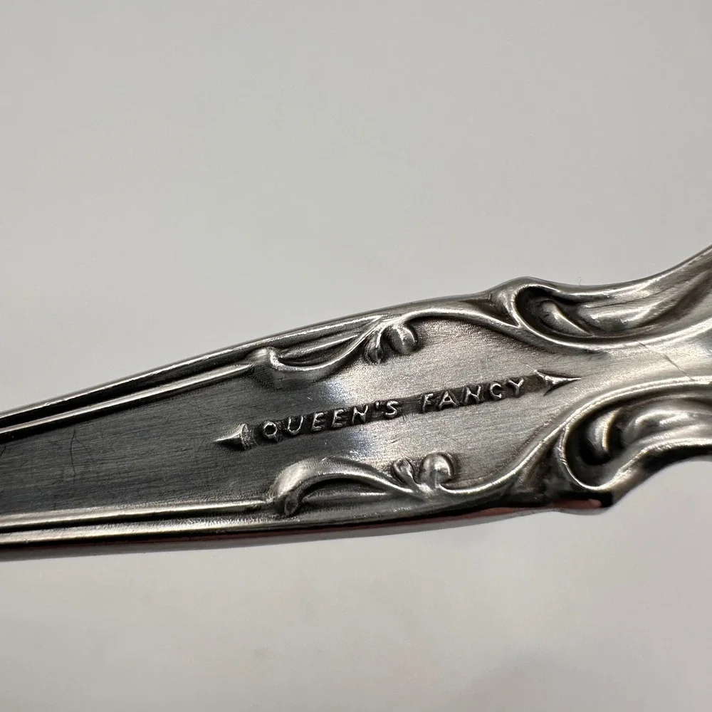 Lyon stainless flatware